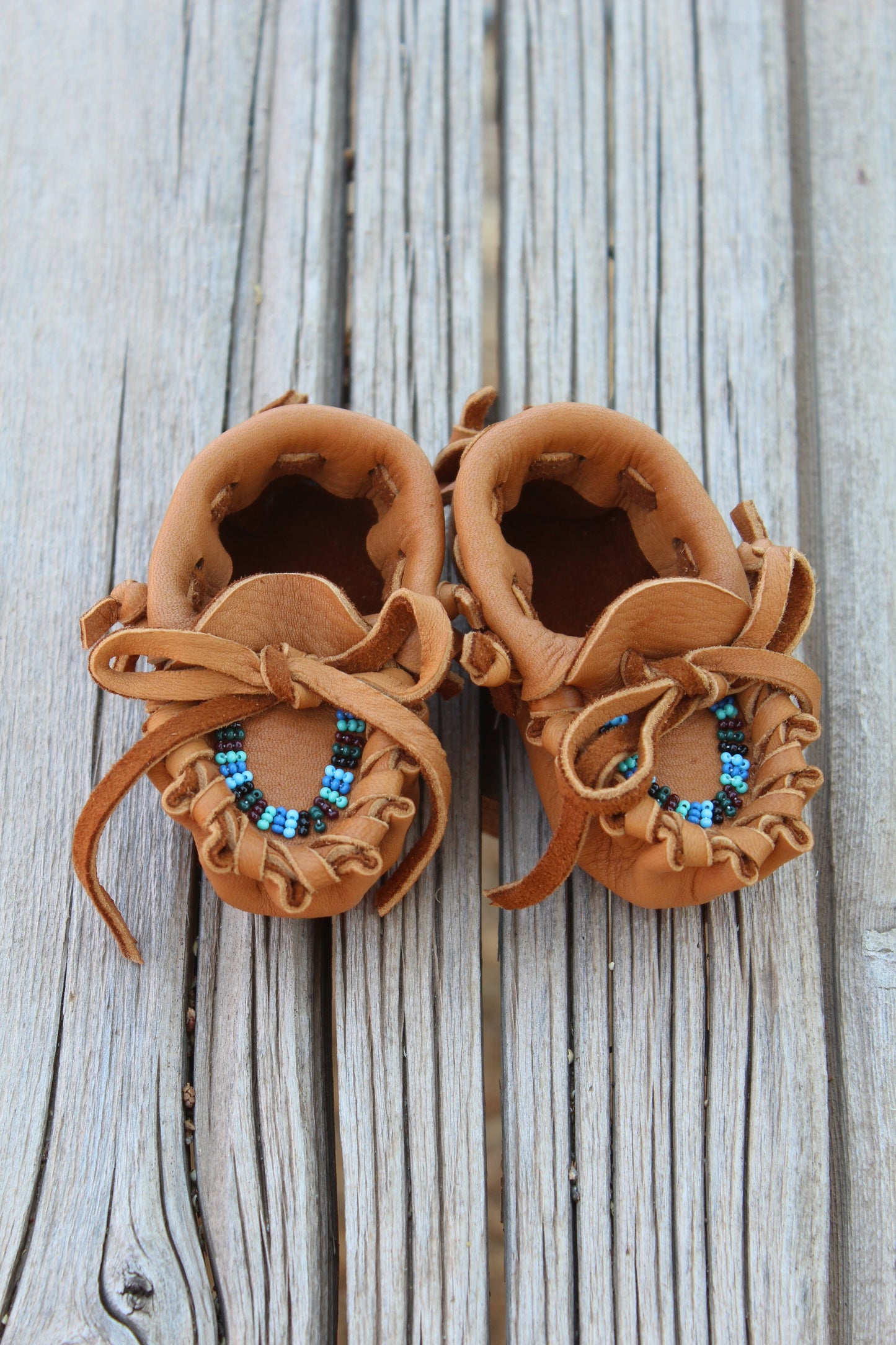 Newborn beaded baby moccasins, baby boy moccasins, soft baby shoes