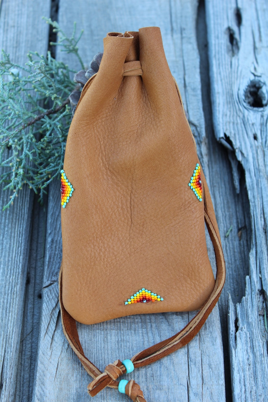Buckskin leather beaded medicine pouch, large amulet bag