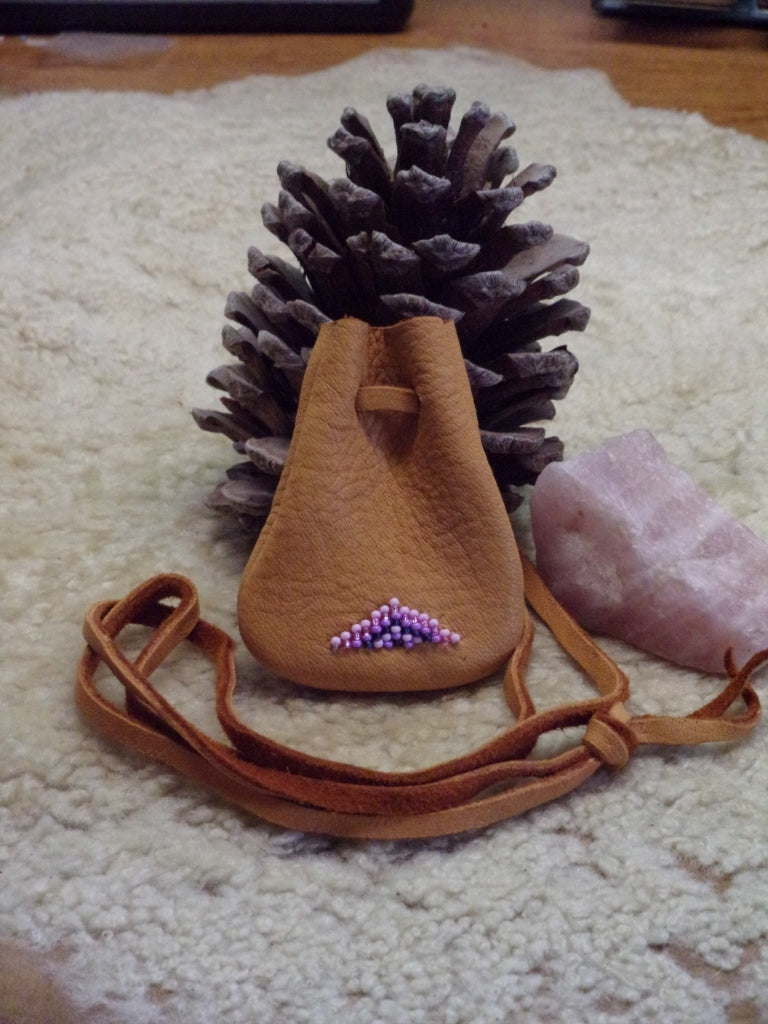 Beaded amulet bag, leather medicine pouch