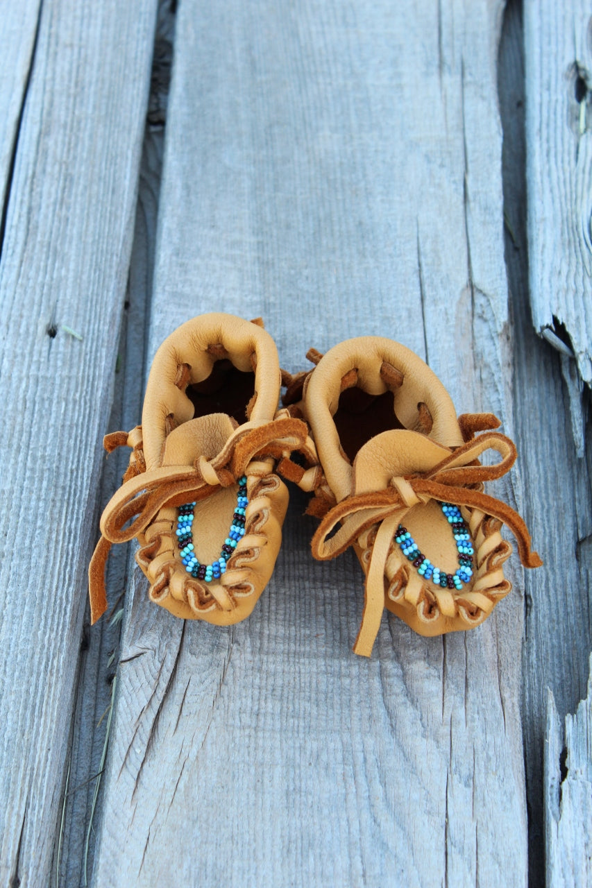 beaded baby moccasin set, baby shower gift